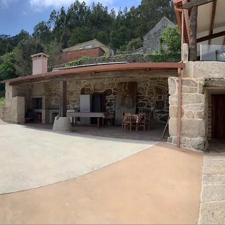 Casa Ubeiras بيت للعطل Moaña